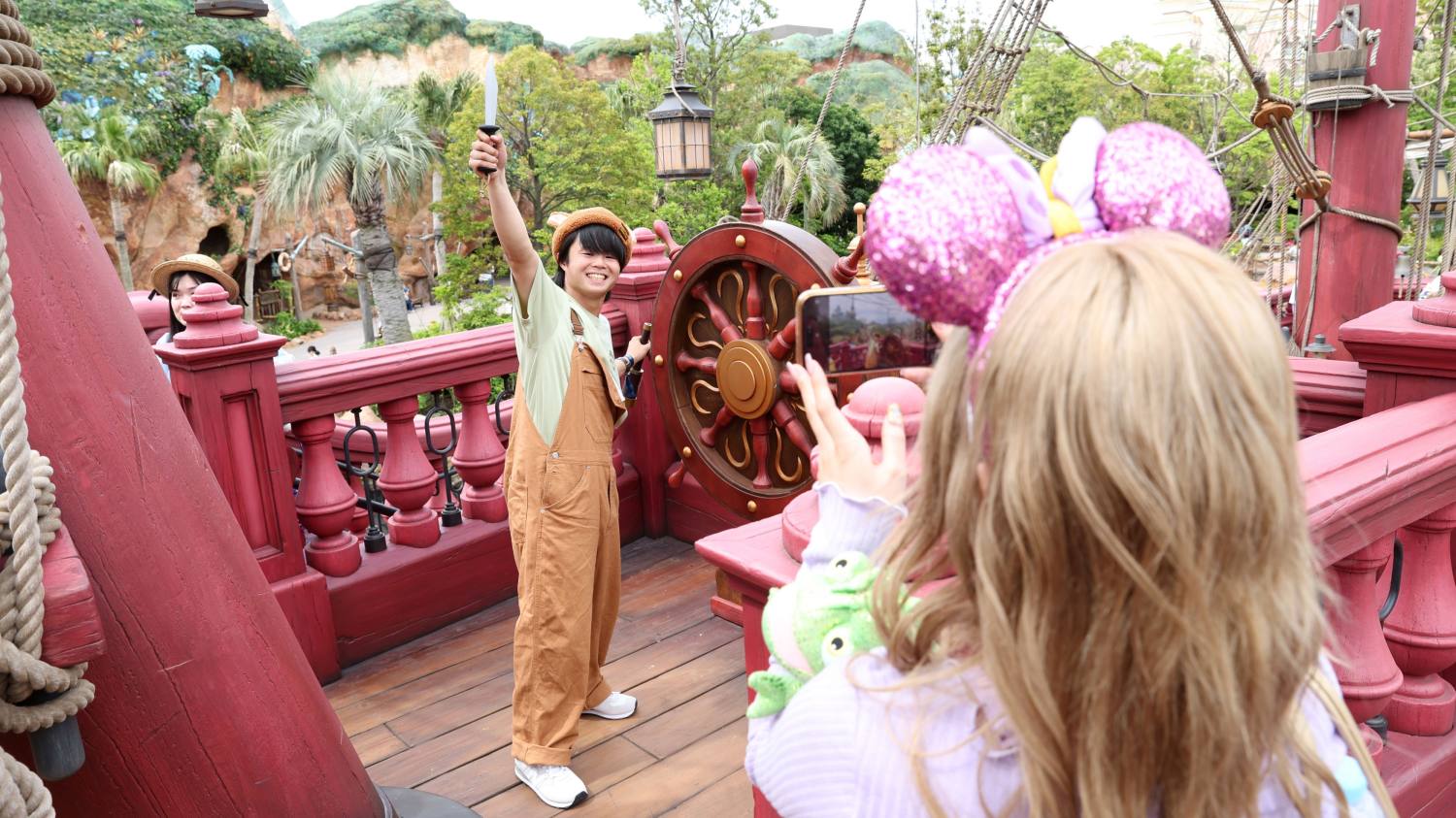 Tokyo DisneySea's New Fantasy Springs Attracts Surge of Foreign Visitors