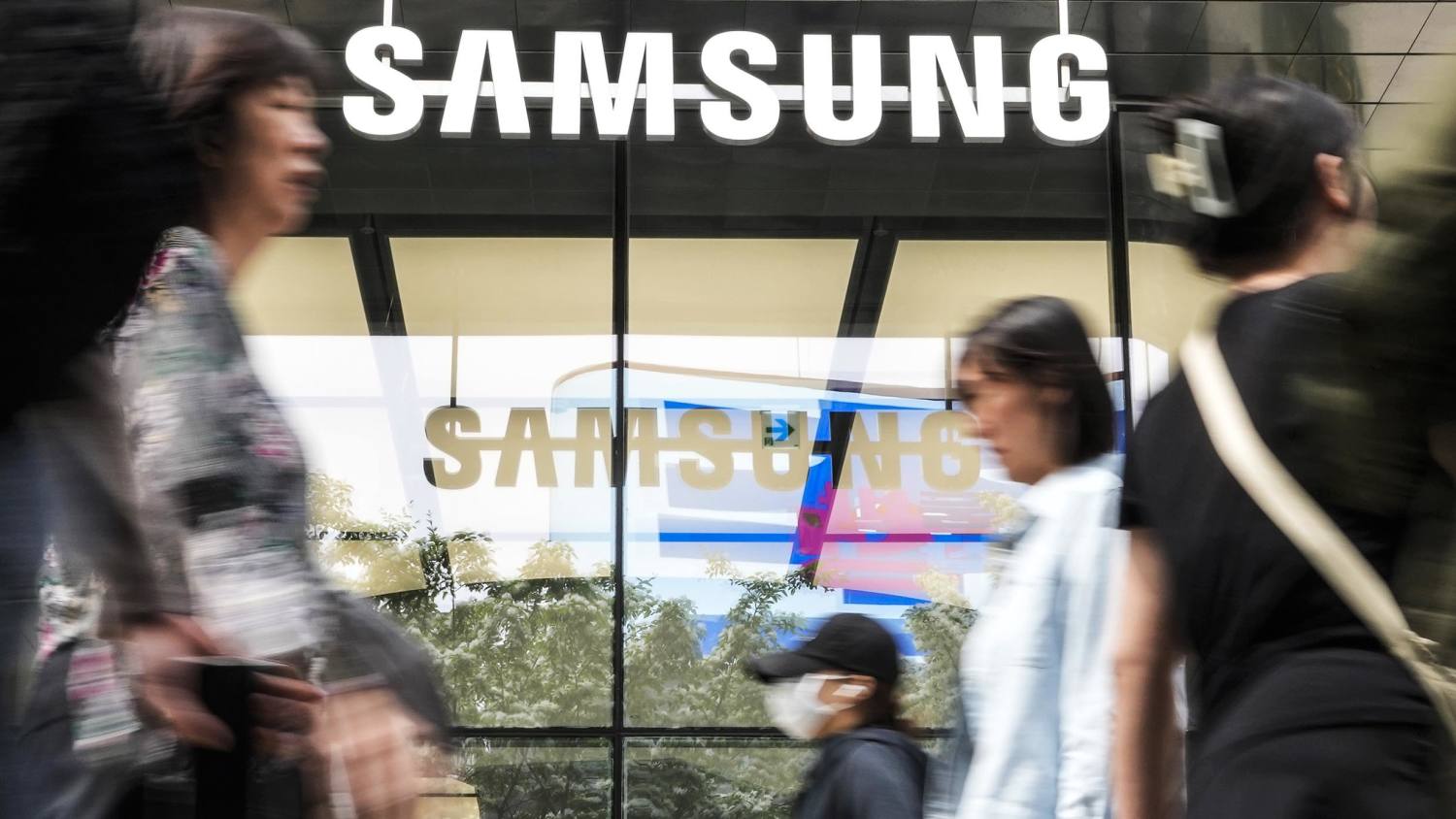 Samsung's Massive Profit Surge Driven by Memory Chip Rebound