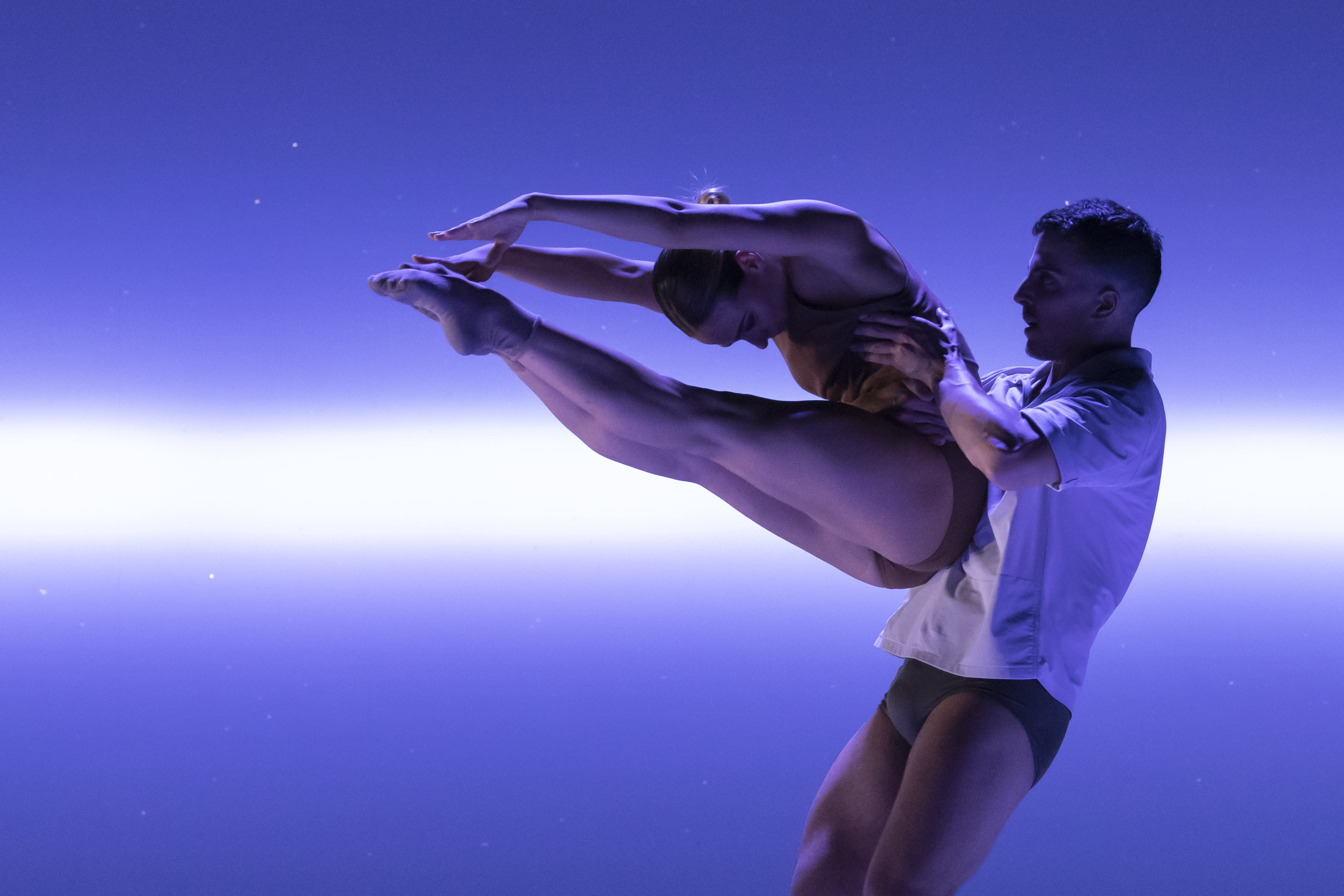 Australian Contemporary Dance: Youth, Diversity, and Innovation