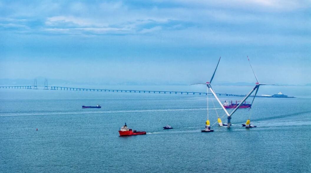 The world's largest floating offshore wind power platform sets sail, with an annual power generation capacity of 54 million kilowatt-hours.