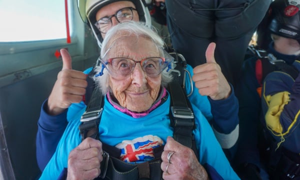 102-Year-Old Veteran Sets Record as Britain's Oldest Skydiver