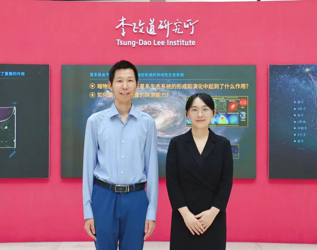 A research couple from Shanghai Jiao Tong University published a study on graphene superconductivity in Nature.