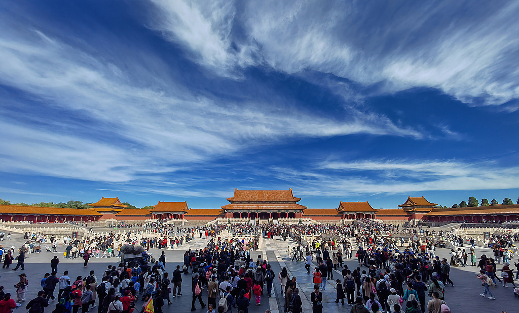 国庆假期博物馆热潮持续，多地博物馆爆满